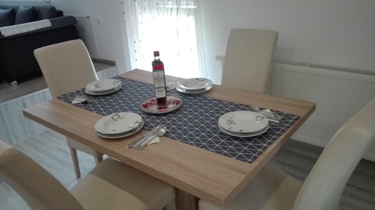 אוטוצאץ Apartman Diva מראה חיצוני תמונה
